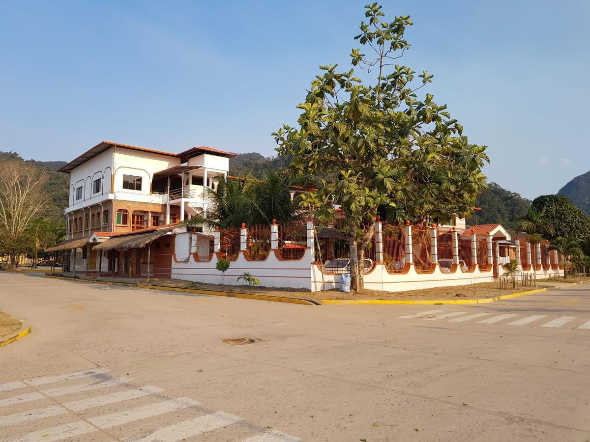 Hotel Takana รัวเรนาบาเก ภายนอก รูปภาพ