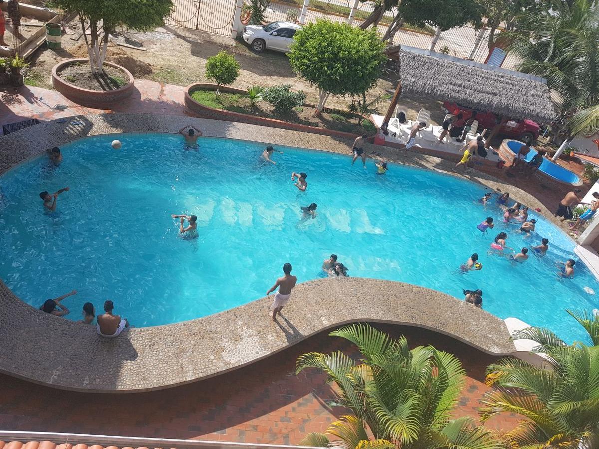 Hotel Takana รัวเรนาบาเก ภายนอก รูปภาพ