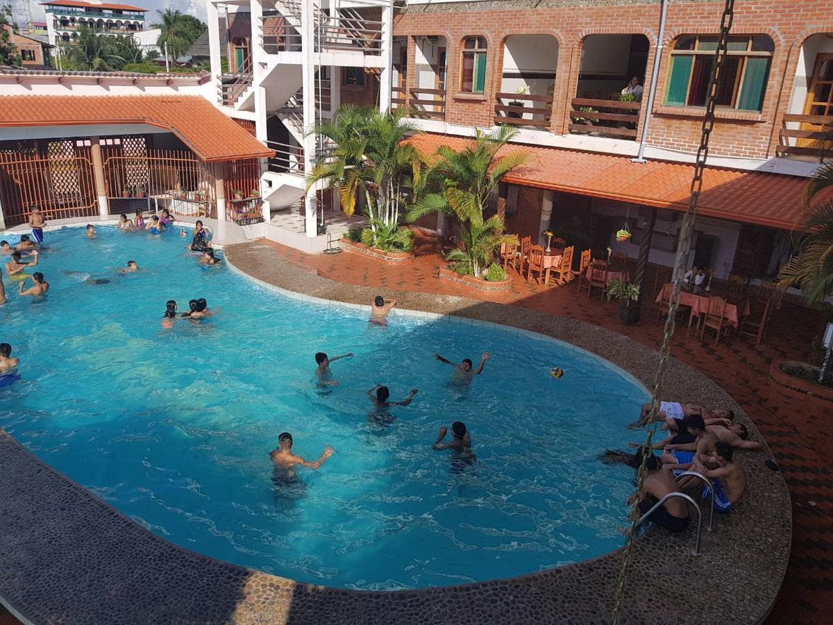 Hotel Takana รัวเรนาบาเก ภายนอก รูปภาพ